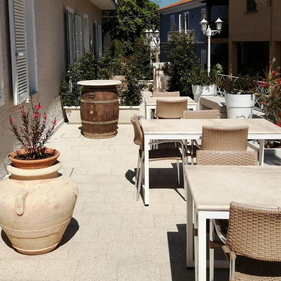 Marme Ξενοδοχείο San Teodoro  Εξωτερικό φωτογραφία